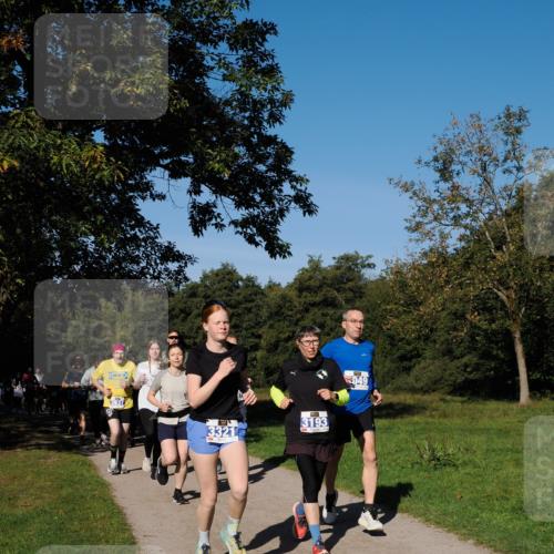 28.09.2025 - 33. Volkslauf durch das schöne Alstertal Fabian Wolf http://msf.ph/oto/8974956 28.09.2025 10:35:34 Laufen 3937, 3321, 3193, 049 meine-sportfotos.de