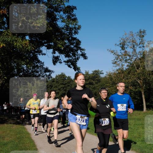28.09.2025 - 33. Volkslauf durch das schöne Alstertal Fabian Wolf http://msf.ph/oto/8974961 28.09.2025 10:35:34 Laufen 43937, 3321, 3193, 3049 meine-sportfotos.de