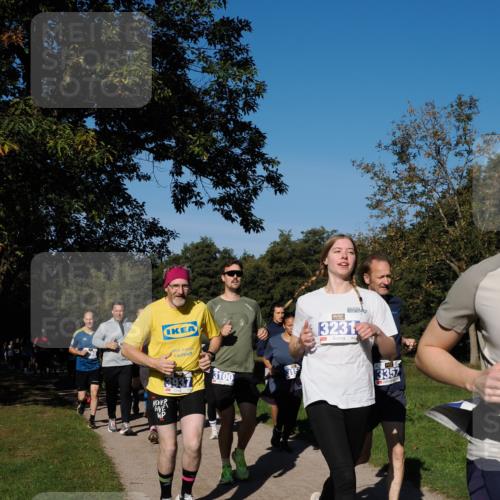 28.09.2025 - 33. Volkslauf durch das schöne Alstertal Fabian Wolf http://msf.ph/oto/8974974 28.09.2025 10:35:36 Laufen 3937, 3100, 3231, 3352 meine-sportfotos.de
