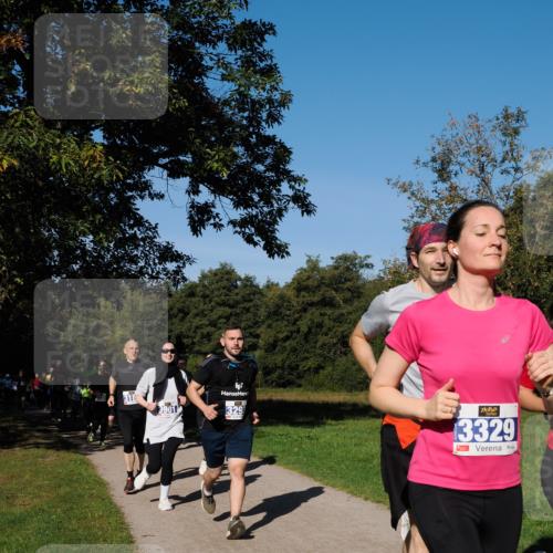 28.09.2025 - 33. Volkslauf durch das schöne Alstertal Fabian Wolf http://msf.ph/oto/8975054 28.09.2025 10:35:46 Laufen 3901, 3293, 3329 meine-sportfotos.de