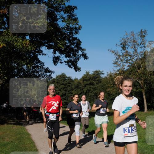 28.09.2025 - 33. Volkslauf durch das schöne Alstertal Fabian Wolf http://msf.ph/oto/8975109 28.09.2025 10:35:54 Laufen 3218, 3034, 3385, 3217, 56, 3135 meine-sportfotos.de