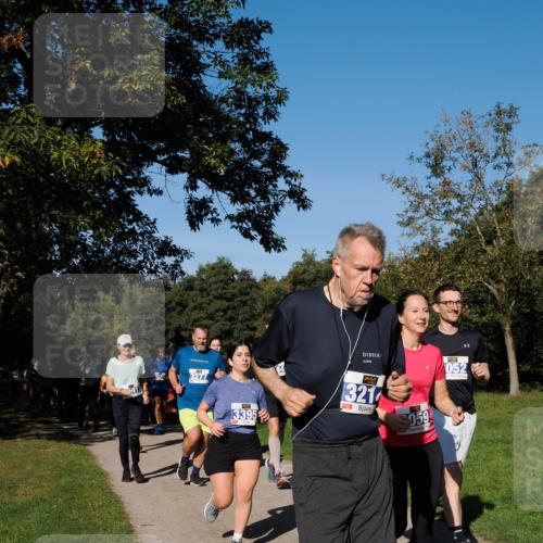 28.09.2025 - 33. Volkslauf durch das schöne Alstertal Fabian Wolf http://msf.ph/oto/8975140 28.09.2025 10:36:00 Laufen 3277, 3395, 321, 059, 052 meine-sportfotos.de