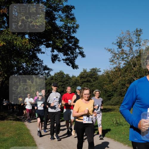 28.09.2025 - 33. Volkslauf durch das schöne Alstertal Fabian Wolf http://msf.ph/oto/8975179 28.09.2025 10:36:04 Laufen 3402, 3401, 3410 meine-sportfotos.de