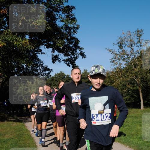 28.09.2025 - 33. Volkslauf durch das schöne Alstertal Fabian Wolf http://msf.ph/oto/8975191 28.09.2025 10:36:07 Laufen 301, 3170, 322, 331, 3402 meine-sportfotos.de