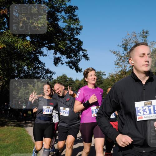 28.09.2025 - 33. Volkslauf durch das schöne Alstertal Fabian Wolf http://msf.ph/oto/8975200 28.09.2025 10:36:08 Laufen 3170, 3221, 131, 3315 meine-sportfotos.de