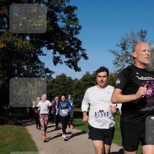 28.09.2025 - 33. Volkslauf durch das schöne Alstertal Fabian Wolf http://msf.ph/oto/8975359 28.09.2025 10:36:27 Laufen 3130, 3123, 3933, 1 meine-sportfotos.de