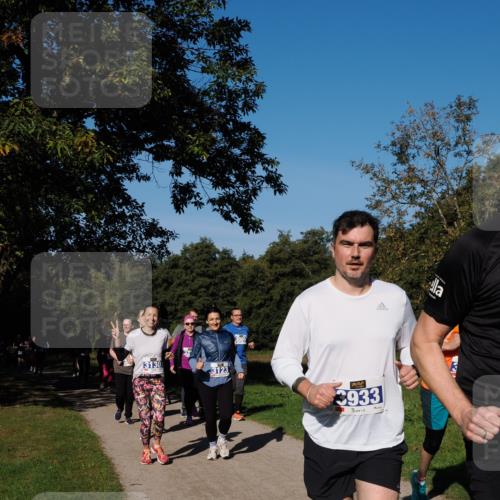 28.09.2025 - 33. Volkslauf durch das schöne Alstertal Fabian Wolf http://msf.ph/oto/8975361 28.09.2025 10:36:27 Laufen 3130, 32, 3123, 3009, 933 meine-sportfotos.de