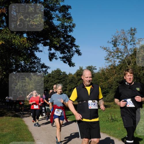 28.09.2025 - 33. Volkslauf durch das schöne Alstertal Fabian Wolf http://msf.ph/oto/8975527 28.09.2025 10:36:49 Laufen 3289, 3126, 3239, 32 meine-sportfotos.de