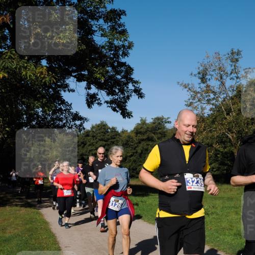 28.09.2025 - 33. Volkslauf durch das schöne Alstertal Fabian Wolf http://msf.ph/oto/8975530 28.09.2025 10:36:49 Laufen 3289, 3126, 3239 meine-sportfotos.de