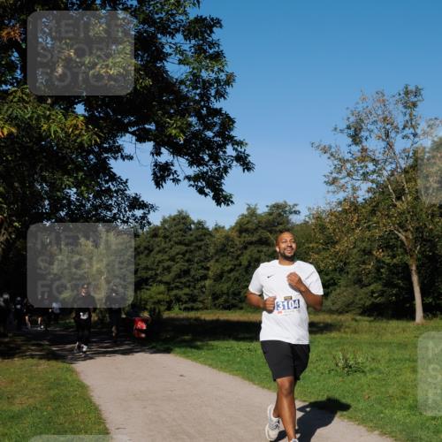 28.09.2025 - 33. Volkslauf durch das schöne Alstertal Fabian Wolf http://msf.ph/oto/8975608 28.09.2025 10:37:00 Laufen 3104 meine-sportfotos.de