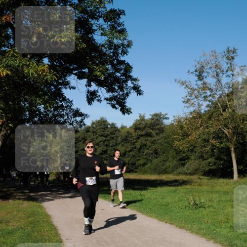 28.09.2025 - 33. Volkslauf durch das schöne Alstertal Fabian Wolf http://msf.ph/oto/8975626 28.09.2025 10:37:04 Laufen 326 meine-sportfotos.de