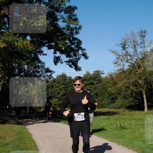 28.09.2025 - 33. Volkslauf durch das schöne Alstertal Fabian Wolf http://msf.ph/oto/8975636 28.09.2025 10:37:05 Laufen 3264 meine-sportfotos.de