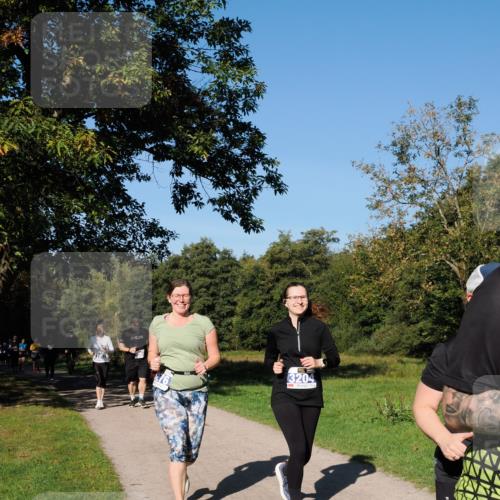 28.09.2025 - 33. Volkslauf durch das schöne Alstertal Fabian Wolf http://msf.ph/oto/8975680 28.09.2025 10:37:16 Laufen 3204 meine-sportfotos.de