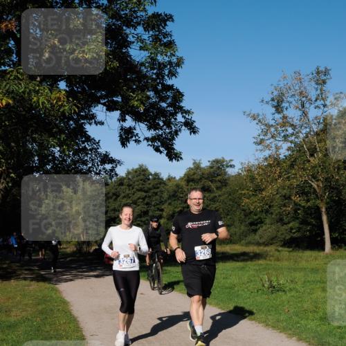 28.09.2025 - 33. Volkslauf durch das schöne Alstertal Fabian Wolf http://msf.ph/oto/8975690 28.09.2025 10:37:20 Laufen 3267, 3268 meine-sportfotos.de