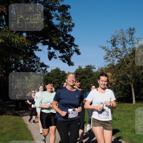 28.09.2025 - 33. Volkslauf durch das schöne Alstertal Fabian Wolf http://msf.ph/oto/8975765 28.09.2025 10:37:45 Laufen 107, 3389, 3390 meine-sportfotos.de