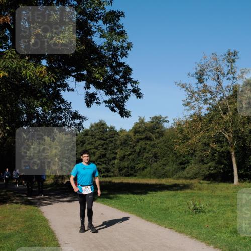 28.09.2025 - 33. Volkslauf durch das schöne Alstertal Fabian Wolf http://msf.ph/oto/8975863 28.09.2025 10:38:14 Laufen  meine-sportfotos.de