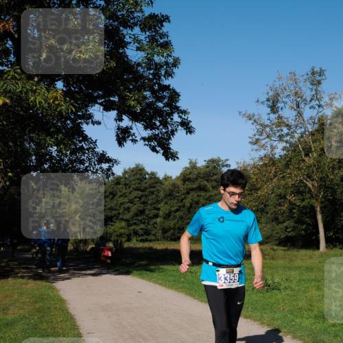 28.09.2025 - 33. Volkslauf durch das schöne Alstertal Fabian Wolf http://msf.ph/oto/8975878 28.09.2025 10:38:16 Laufen 3359 meine-sportfotos.de