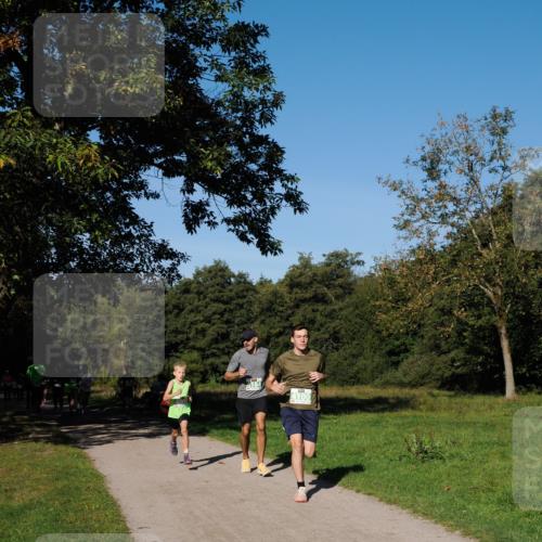 28.09.2025 - 33. Volkslauf durch das schöne Alstertal Fabian Wolf http://msf.ph/oto/8975950 28.09.2025 10:38:38 Laufen 4100 meine-sportfotos.de
