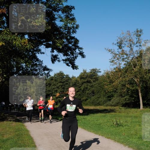28.09.2025 - 33. Volkslauf durch das schöne Alstertal Fabian Wolf http://msf.ph/oto/8976126 28.09.2025 10:39:08 Laufen 4115 meine-sportfotos.de