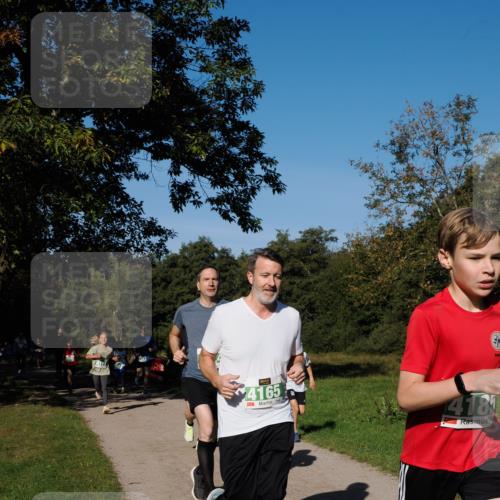 28.09.2025 - 33. Volkslauf durch das schöne Alstertal Fabian Wolf http://msf.ph/oto/8976151 28.09.2025 10:39:12 Laufen 4165, 418 meine-sportfotos.de