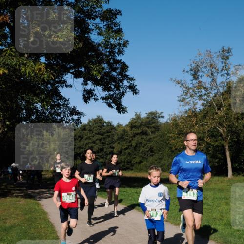 28.09.2025 - 33. Volkslauf durch das schöne Alstertal Fabian Wolf http://msf.ph/oto/8976187 28.09.2025 10:39:16 Laufen 4040, 12, 4113 meine-sportfotos.de