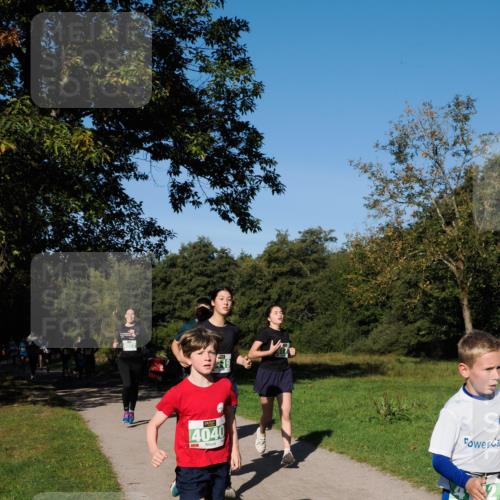 28.09.2025 - 33. Volkslauf durch das schöne Alstertal Fabian Wolf http://msf.ph/oto/8976193 28.09.2025 10:39:17 Laufen 4040 meine-sportfotos.de
