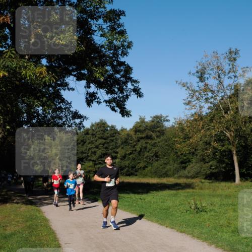 28.09.2025 - 33. Volkslauf durch das schöne Alstertal Fabian Wolf http://msf.ph/oto/8976233 28.09.2025 10:39:21 Laufen  meine-sportfotos.de
