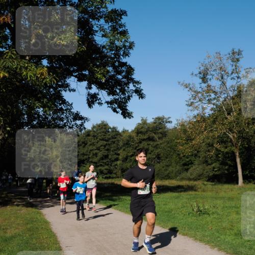 28.09.2025 - 33. Volkslauf durch das schöne Alstertal Fabian Wolf http://msf.ph/oto/8976237 28.09.2025 10:39:22 Laufen 3120 meine-sportfotos.de