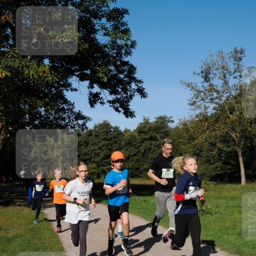 28.09.2025 - 33. Volkslauf durch das schöne Alstertal Fabian Wolf http://msf.ph/oto/8976314 28.09.2025 10:39:35 Laufen 4081, 4155 meine-sportfotos.de