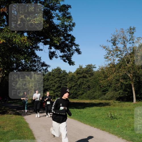 28.09.2025 - 33. Volkslauf durch das schöne Alstertal Fabian Wolf http://msf.ph/oto/8976324 28.09.2025 10:39:40 Laufen  meine-sportfotos.de
