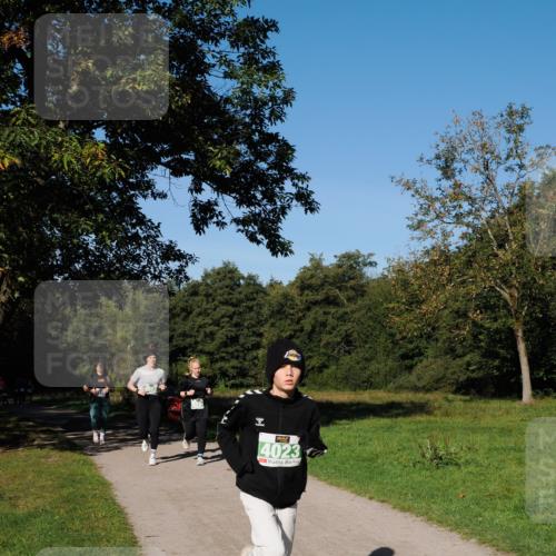 28.09.2025 - 33. Volkslauf durch das schöne Alstertal Fabian Wolf http://msf.ph/oto/8976326 28.09.2025 10:39:40 Laufen 4023 meine-sportfotos.de