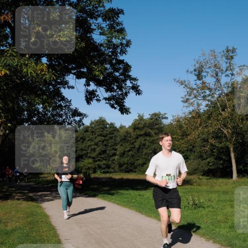 28.09.2025 - 33. Volkslauf durch das schöne Alstertal Fabian Wolf http://msf.ph/oto/8976357 28.09.2025 10:39:44 Laufen 4916 meine-sportfotos.de