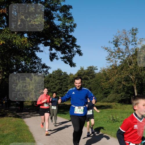28.09.2025 - 33. Volkslauf durch das schöne Alstertal Fabian Wolf http://msf.ph/oto/8976407 28.09.2025 10:39:55 Laufen 4046, 4912, 033, 491 meine-sportfotos.de