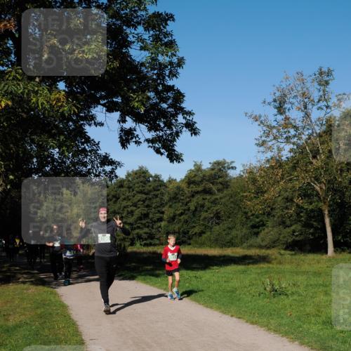 28.09.2025 - 33. Volkslauf durch das schöne Alstertal Fabian Wolf http://msf.ph/oto/8976440 28.09.2025 10:40:00 Laufen 4160, 4914 meine-sportfotos.de