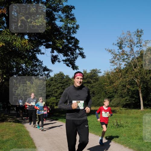 28.09.2025 - 33. Volkslauf durch das schöne Alstertal Fabian Wolf http://msf.ph/oto/8976458 28.09.2025 10:40:01 Laufen 60, 491 meine-sportfotos.de