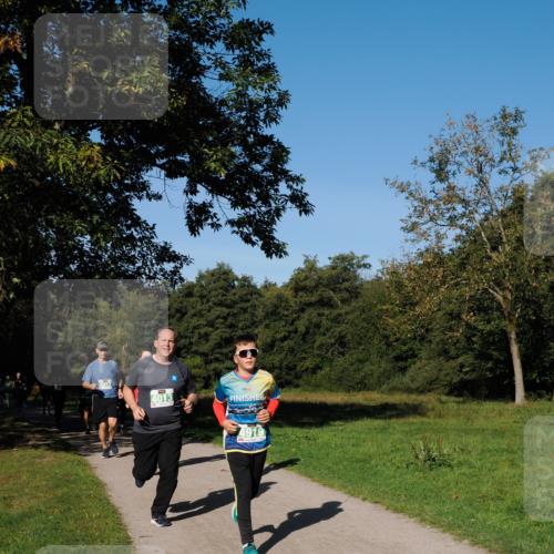 28.09.2025 - 33. Volkslauf durch das schöne Alstertal Fabian Wolf http://msf.ph/oto/8976472 28.09.2025 10:40:03 Laufen 4012, 4013, 4919 meine-sportfotos.de