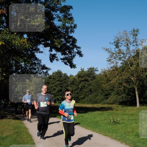 28.09.2025 - 33. Volkslauf durch das schöne Alstertal Fabian Wolf http://msf.ph/oto/8976473 28.09.2025 10:40:03 Laufen 4013 meine-sportfotos.de
