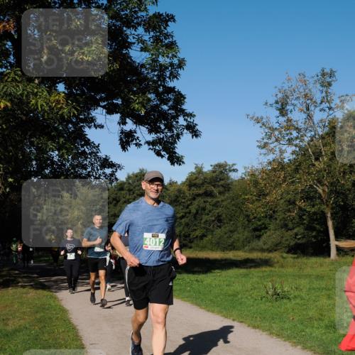 28.09.2025 - 33. Volkslauf durch das schöne Alstertal Fabian Wolf http://msf.ph/oto/8976494 28.09.2025 10:40:06 Laufen 3186, 4012 meine-sportfotos.de