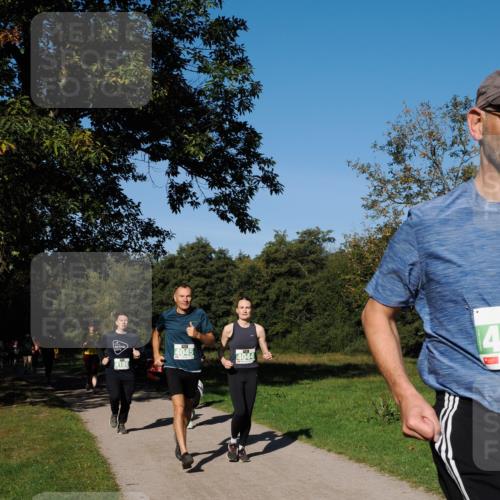 28.09.2025 - 33. Volkslauf durch das schöne Alstertal Fabian Wolf http://msf.ph/oto/8976502 28.09.2025 10:40:08 Laufen 4186, 4045, 4044 meine-sportfotos.de