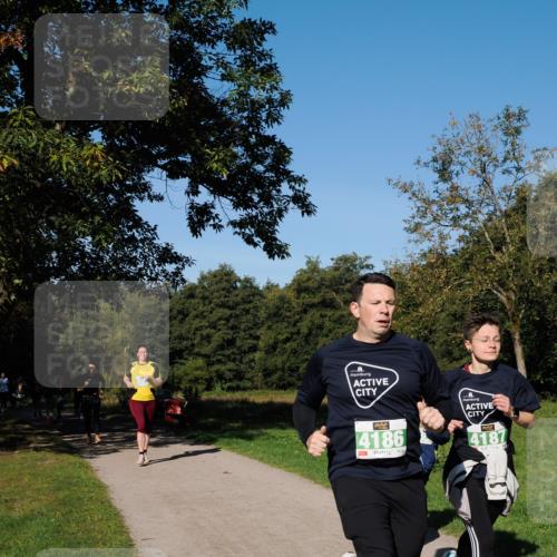 28.09.2025 - 33. Volkslauf durch das schöne Alstertal Fabian Wolf http://msf.ph/oto/8976518 28.09.2025 10:40:10 Laufen 4186, 4187 meine-sportfotos.de