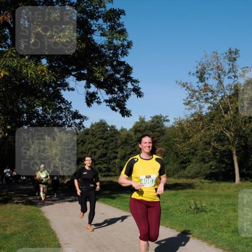 28.09.2025 - 33. Volkslauf durch das schöne Alstertal Fabian Wolf http://msf.ph/oto/8976538 28.09.2025 10:40:13 Laufen 44087 meine-sportfotos.de