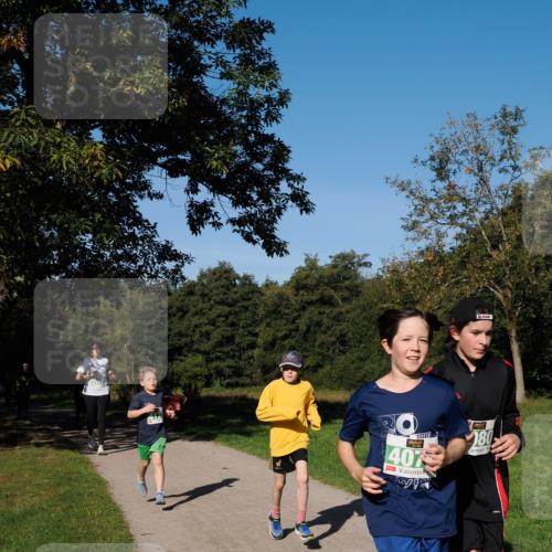 28.09.2025 - 33. Volkslauf durch das schöne Alstertal Fabian Wolf http://msf.ph/oto/8976599 28.09.2025 10:40:20 Laufen 4105, 80, 407 meine-sportfotos.de