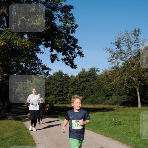 28.09.2025 - 33. Volkslauf durch das schöne Alstertal Fabian Wolf http://msf.ph/oto/8976614 28.09.2025 10:40:22 Laufen 4105, 412 meine-sportfotos.de