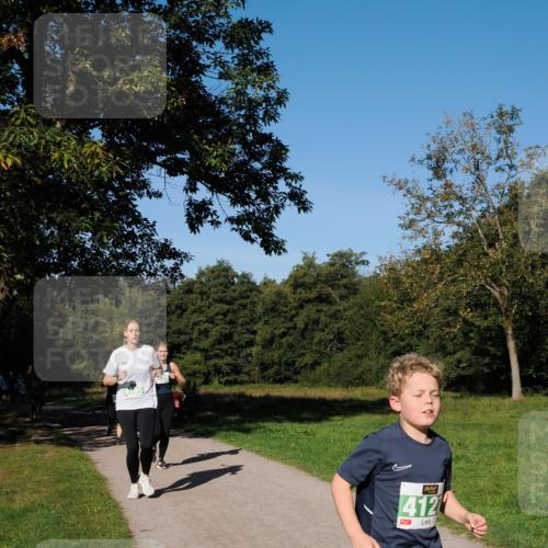28.09.2025 - 33. Volkslauf durch das schöne Alstertal Fabian Wolf http://msf.ph/oto/8976620 28.09.2025 10:40:22 Laufen 412 meine-sportfotos.de