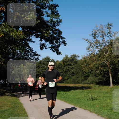 28.09.2025 - 33. Volkslauf durch das schöne Alstertal Fabian Wolf http://msf.ph/oto/8976687 28.09.2025 10:40:31 Laufen 4048 meine-sportfotos.de