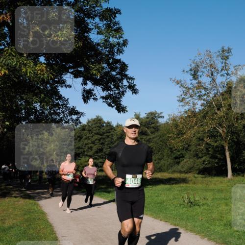 28.09.2025 - 33. Volkslauf durch das schöne Alstertal Fabian Wolf http://msf.ph/oto/8976692 28.09.2025 10:40:32 Laufen 4048 meine-sportfotos.de