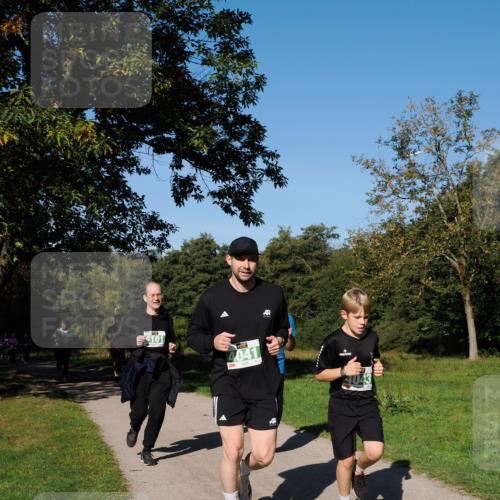 28.09.2025 - 33. Volkslauf durch das schöne Alstertal Fabian Wolf http://msf.ph/oto/8976835 28.09.2025 10:41:04 Laufen 4101, 4041, 4043 meine-sportfotos.de