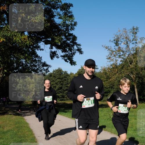 28.09.2025 - 33. Volkslauf durch das schöne Alstertal Fabian Wolf http://msf.ph/oto/8976839 28.09.2025 10:41:04 Laufen 4101, 4041, 4043 meine-sportfotos.de