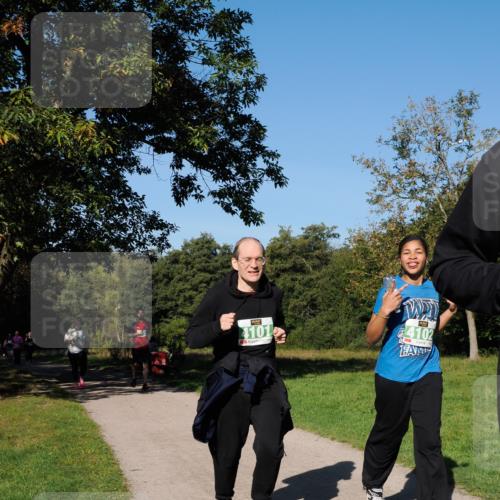 28.09.2025 - 33. Volkslauf durch das schöne Alstertal Fabian Wolf http://msf.ph/oto/8976846 28.09.2025 10:41:05 Laufen 4101, 4102 meine-sportfotos.de