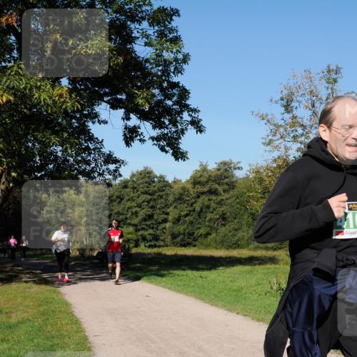 28.09.2025 - 33. Volkslauf durch das schöne Alstertal Fabian Wolf http://msf.ph/oto/8976853 28.09.2025 10:41:06 Laufen 410 meine-sportfotos.de